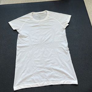 Lululemon Swiftly Tech Shirt